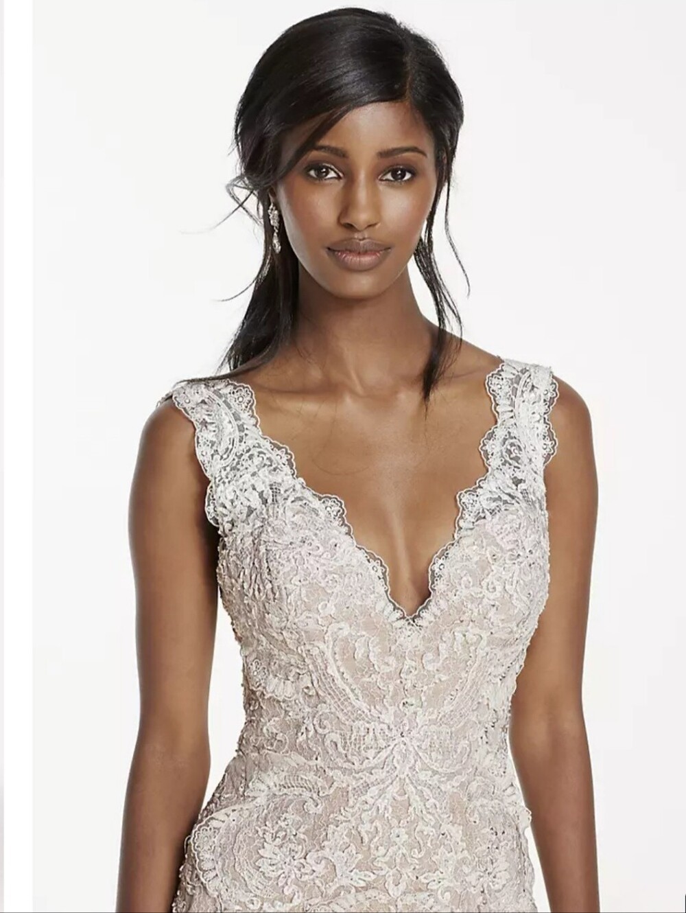 Elegant Lace Mermaid Evening Dress in Champagne - Picture 6 of 13